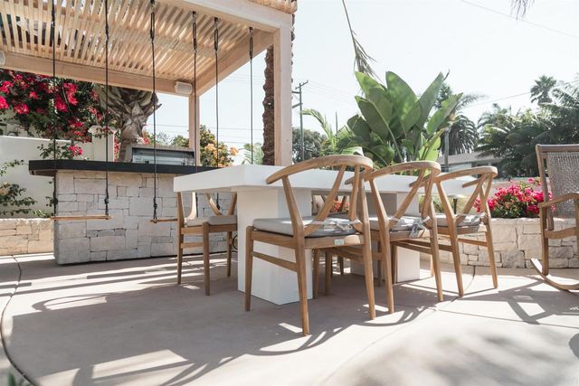 a front view of house with yard