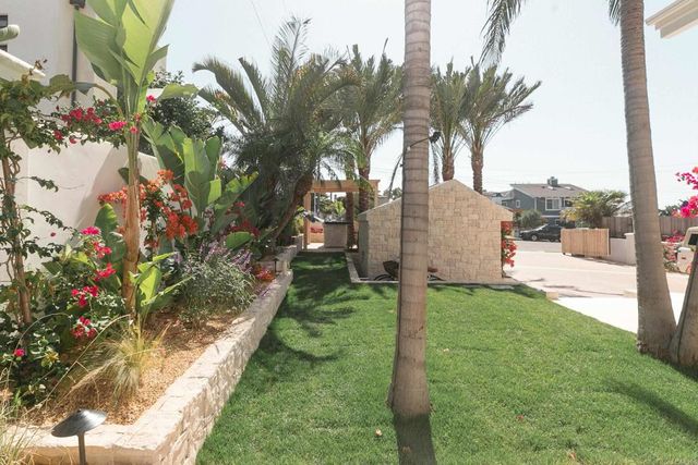 $3,100,000 | 164 Chestnut Avenue, Carlsbad, CA 92008