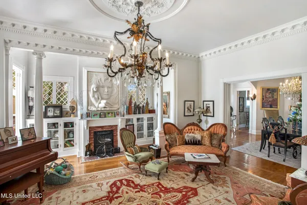 $779,000 | 710 North Union Street, Natchez, MS 39120