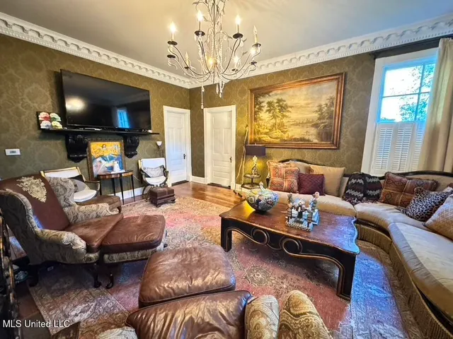 $779,000 | 710 North Union Street, Natchez, MS 39120