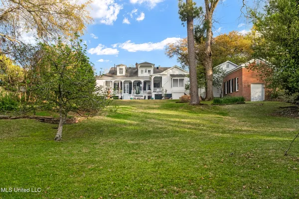 $779,000 | 710 North Union Street, Natchez, MS 39120