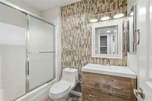 $670,000 | 9950 Topanga Canyon Boulevard, Unit 58, Chatsworth, CA 91311