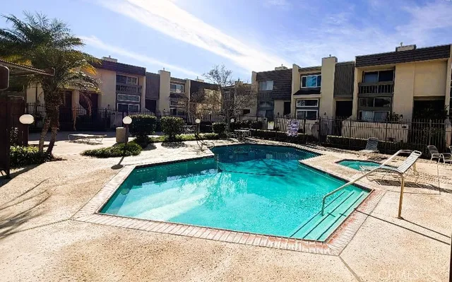 $670,000 | 9950 Topanga Canyon Boulevard, Unit 58, Chatsworth, CA 91311