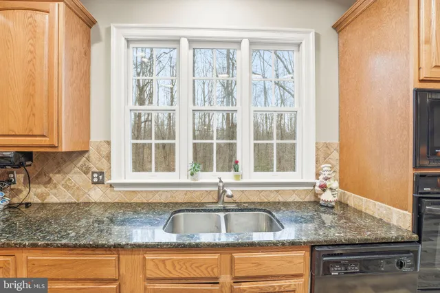 $699,999 | 17291 Pepperstock Lane, Jeffersonton, VA 22724