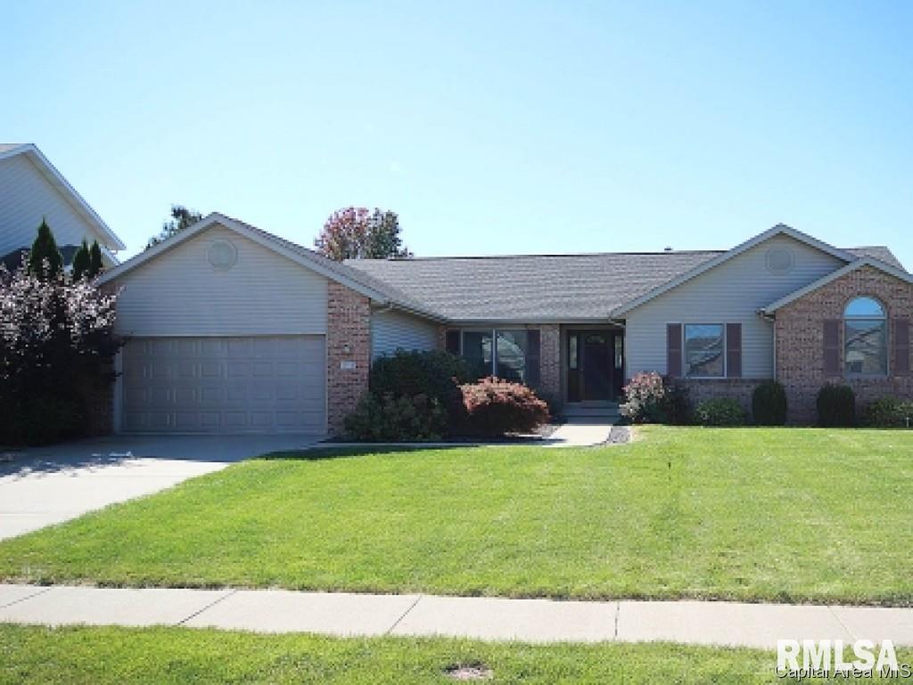 2713 Wordsworth Drive Springfield, IL 62711 - Photo 1 of 25 Gallery Image 1