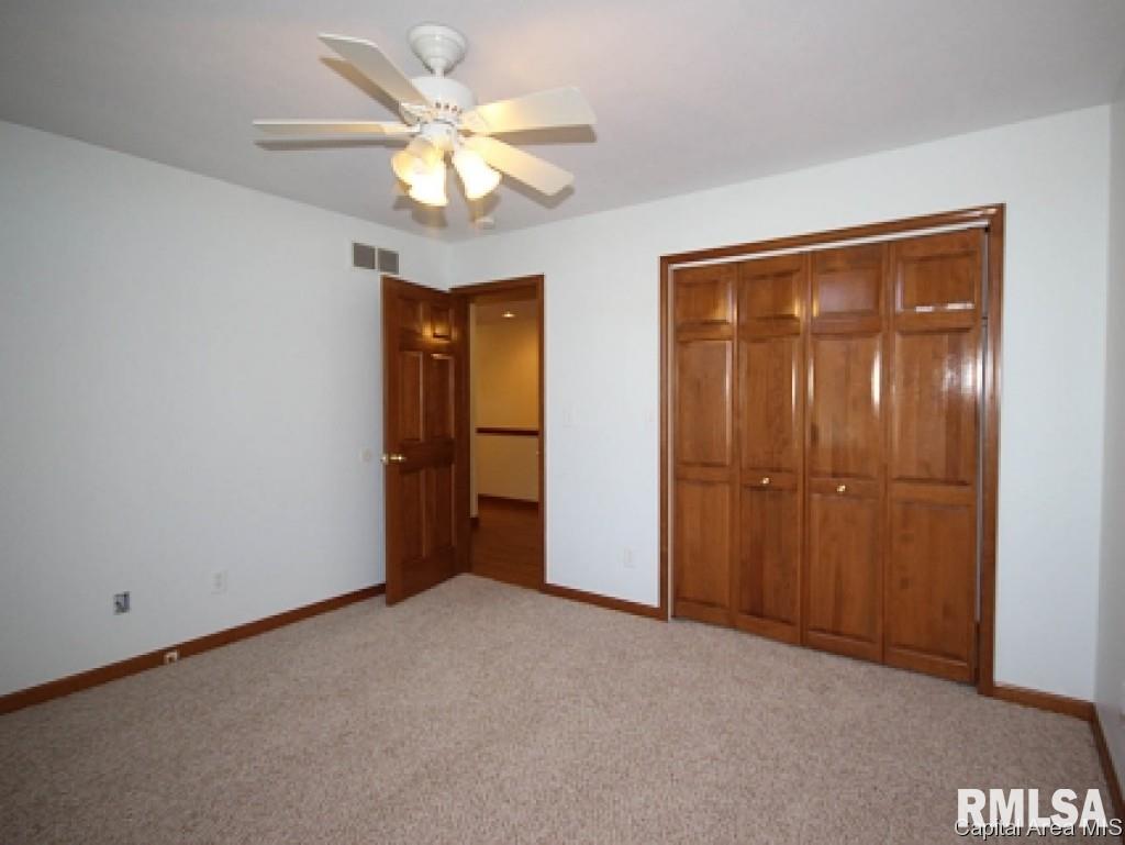 2713 Wordsworth Drive Springfield, IL 62711 - Photo 11 of 25 Gallery Image 11