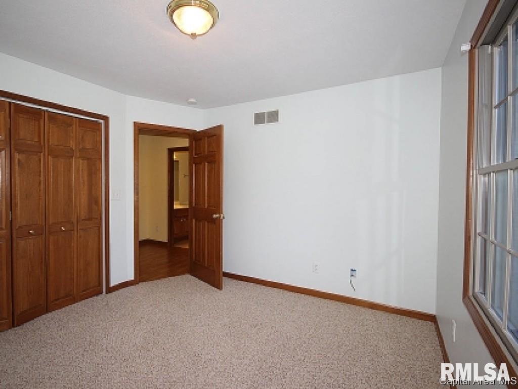 2713 Wordsworth Drive Springfield, IL 62711 - Photo 12 of 25 Gallery Image 12