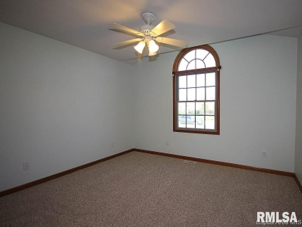 2713 Wordsworth Drive Springfield, IL 62711 - Photo 10 of 25 Gallery Image 10