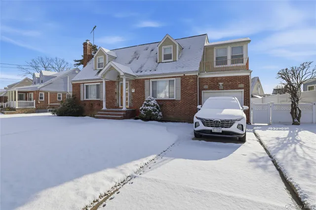 $699,000 | 17 Standish Road, Valley Stream, NY 11580