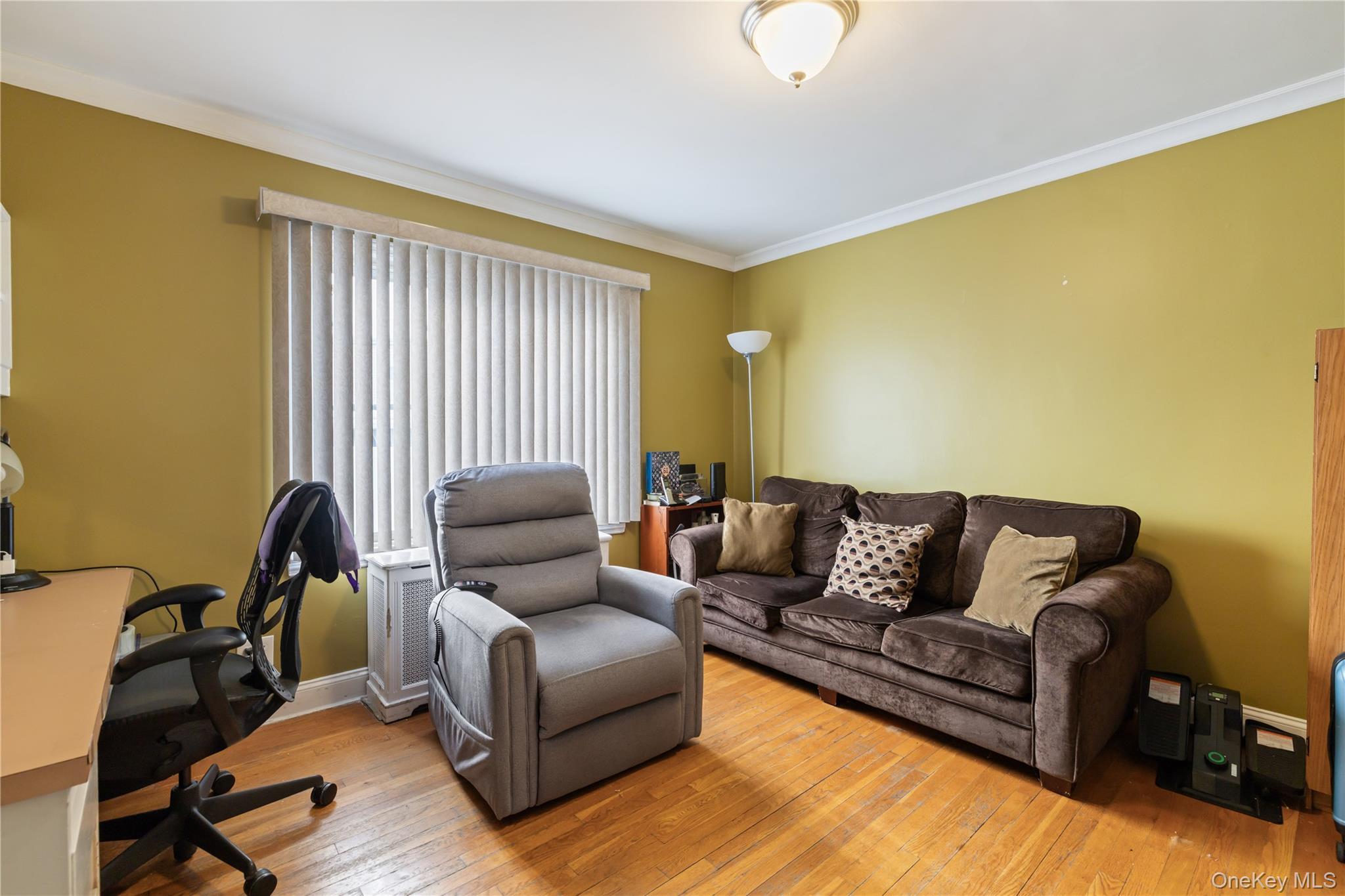 17 Standish Road Valley Stream, NY 11580 - Photo 11 of 25