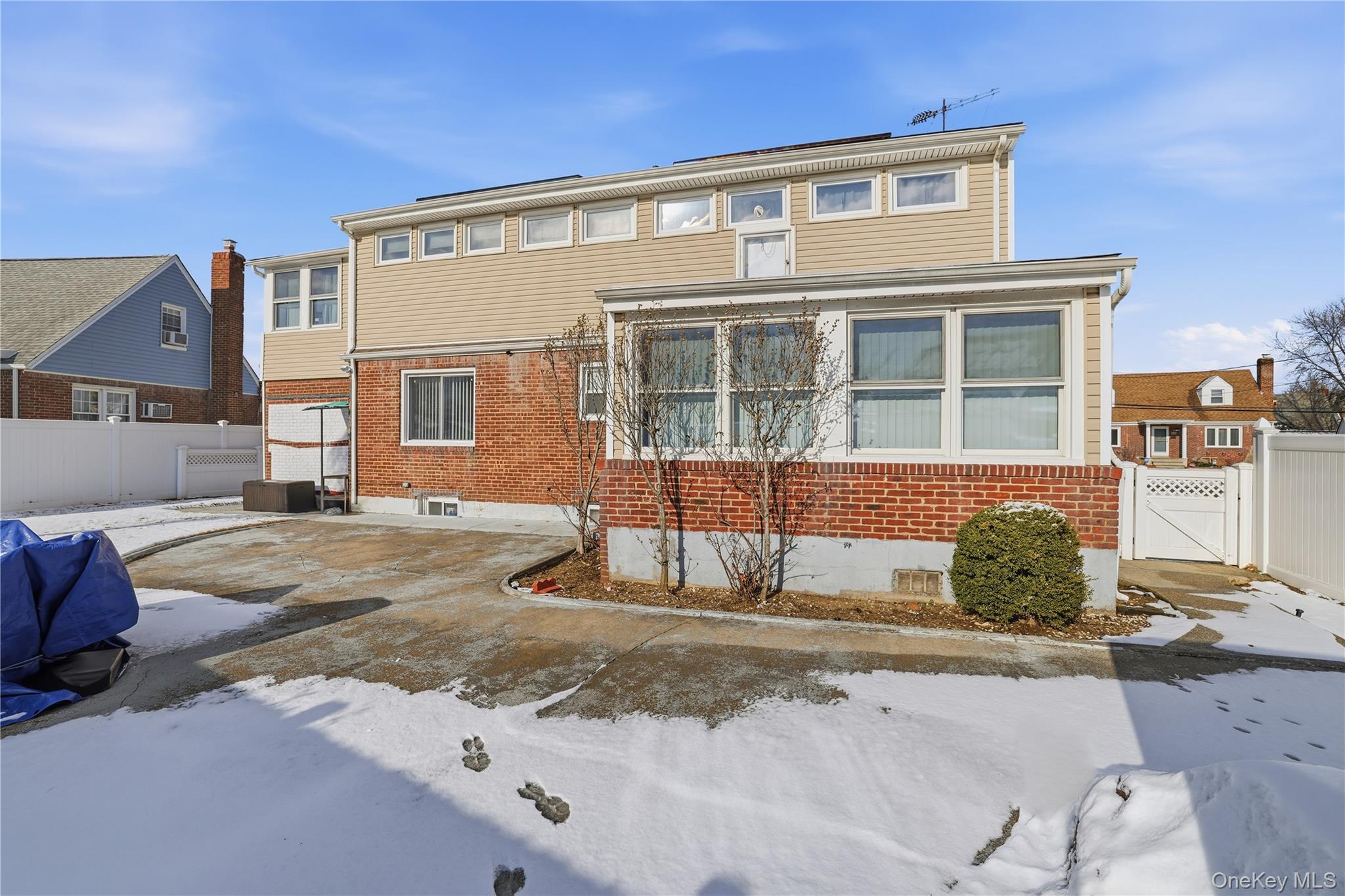 17 Standish Road Valley Stream, NY 11580 - Photo 23 of 25