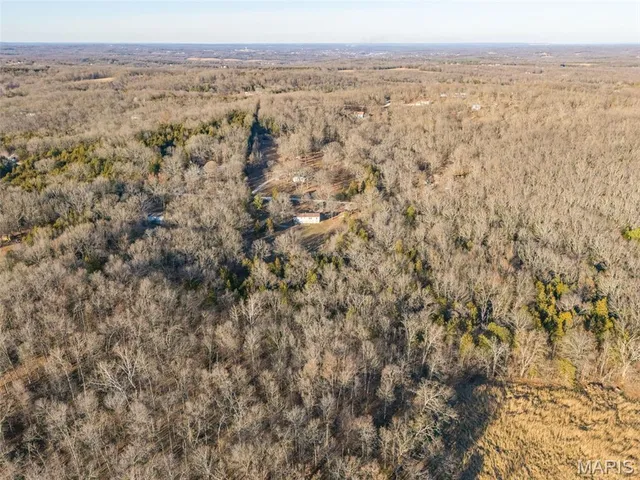 $289,000 | 4844 Cabernet Avenue, De Soto, MO 63020