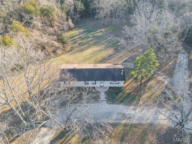 $289,000 | 4844 Cabernet Avenue, De Soto, MO 63020