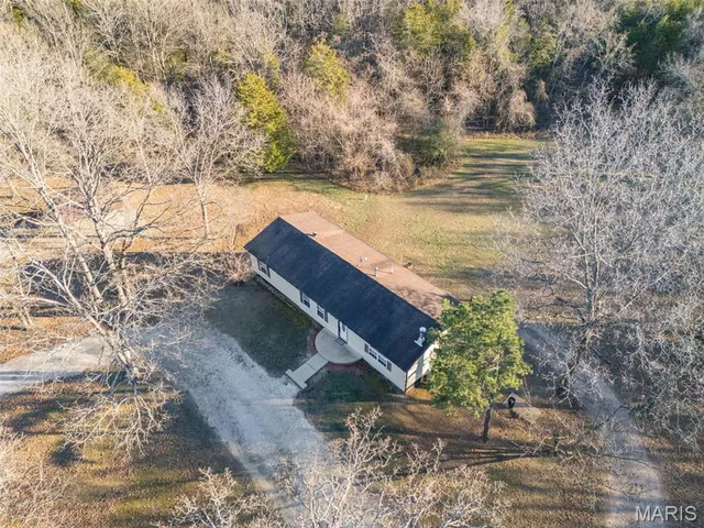 $289,000 | 4844 Cabernet Avenue, De Soto, MO 63020