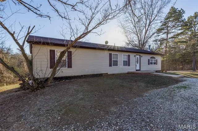 $289,000 | 4844 Cabernet Avenue, De Soto, MO 63020