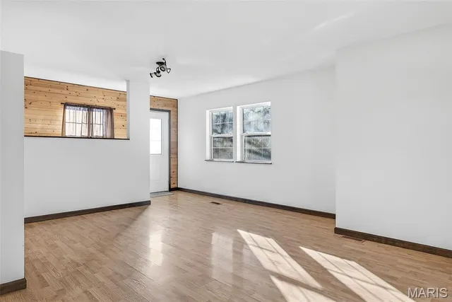 $289,000 | 4844 Cabernet Avenue, De Soto, MO 63020