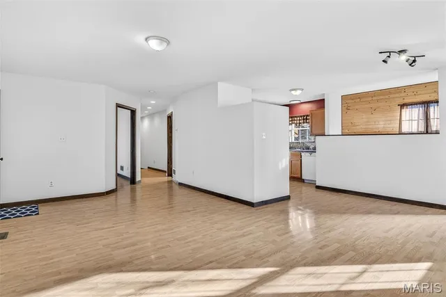 $289,000 | 4844 Cabernet Avenue, De Soto, MO 63020