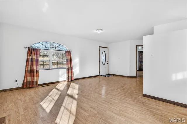 $289,000 | 4844 Cabernet Avenue, De Soto, MO 63020