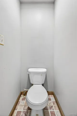 $289,000 | 4844 Cabernet Avenue, De Soto, MO 63020