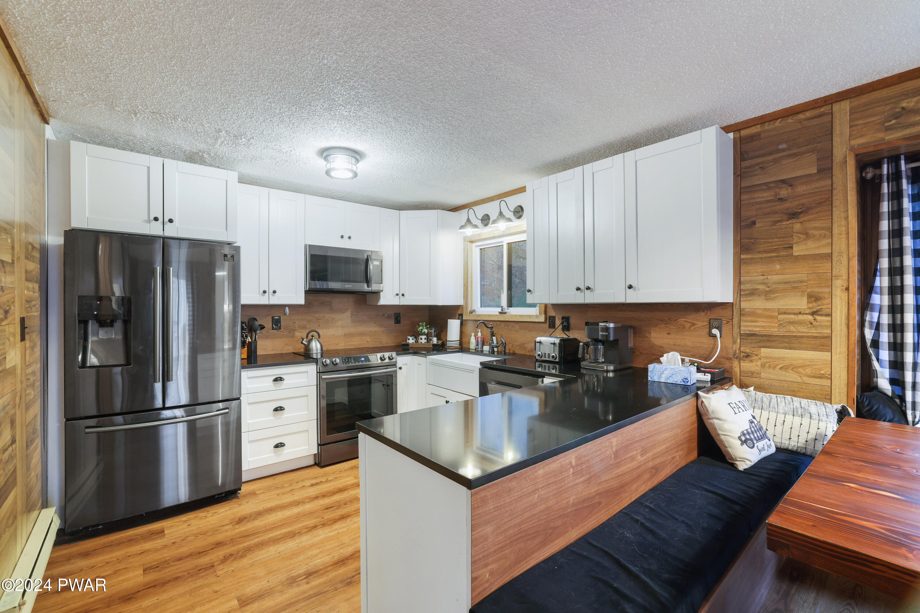 3119 Delaware Circle Bushkill, PA 18324 - Photo 8 of 39