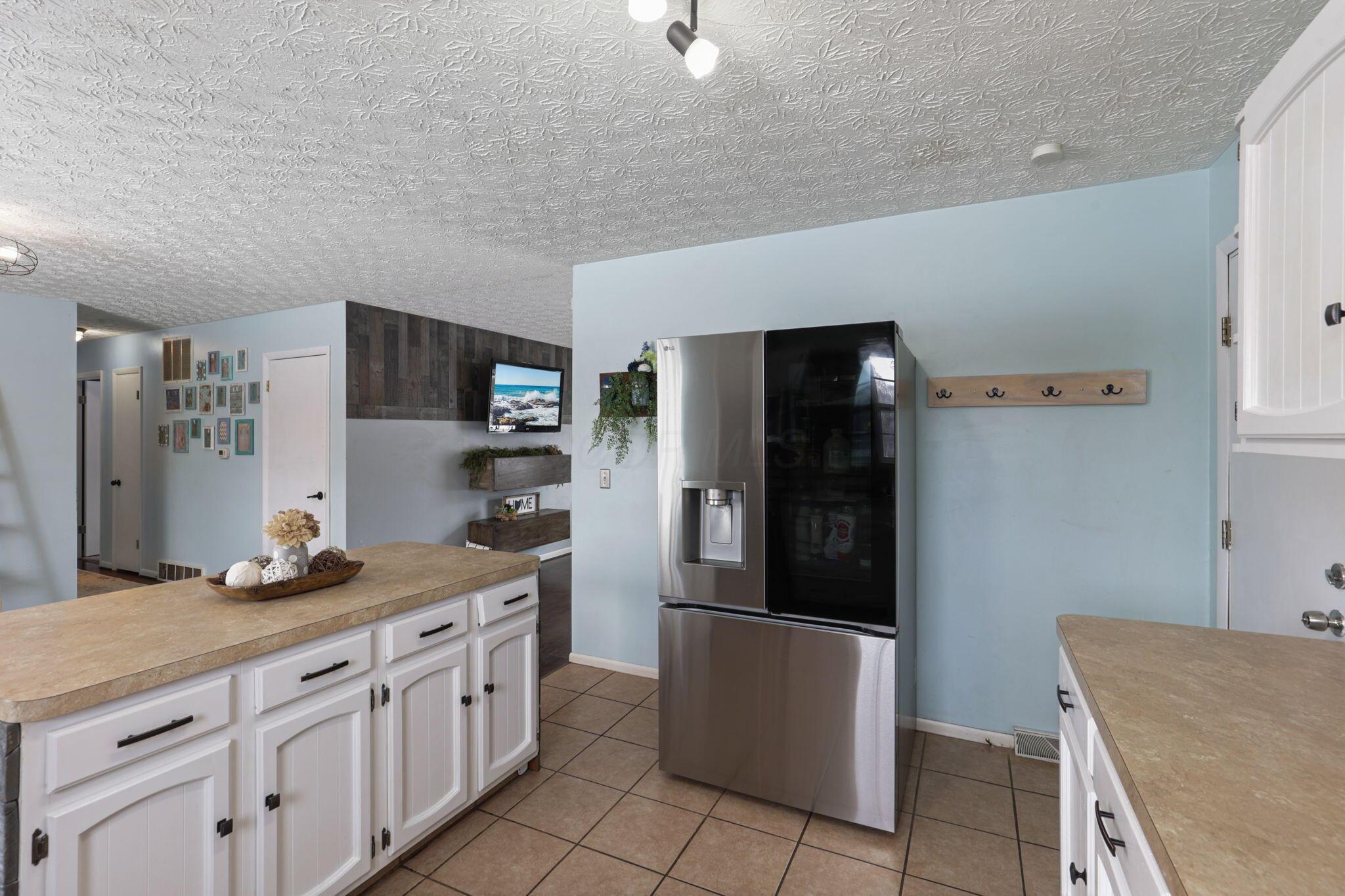 12821 Chambers Road Sunbury, OH 43074 - Photo 15 of 50 17-web-or-mls-0N4A9558