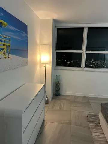 $8,500 | 650 West Avenue, Unit 2808, Miami Beach, FL 33139