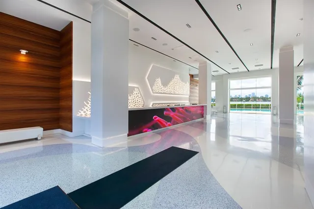 $8,500 | 650 West Avenue, Unit 2808, Miami Beach, FL 33139