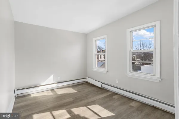 $2,000 | 415 Wood Street, Burlington, NJ 08016