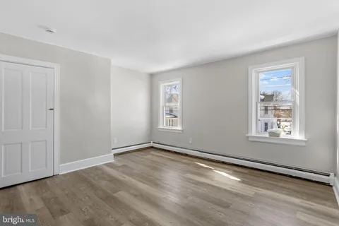 $2,000 | 415 Wood Street, Burlington, NJ 08016