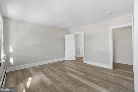 $2,000 | 415 Wood Street, Burlington, NJ 08016