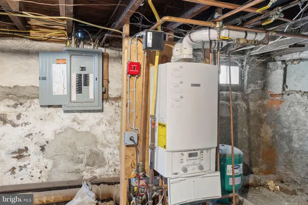 $2,000 | 415 Wood Street, Burlington, NJ 08016