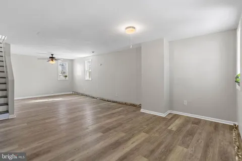 $2,000 | 415 Wood Street, Burlington, NJ 08016