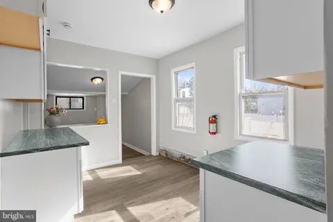 $2,000 | 415 Wood Street, Burlington, NJ 08016