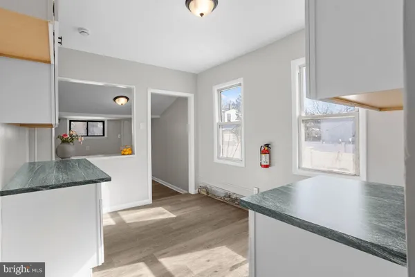 $2,000 | 415 Wood Street, Burlington, NJ 08016