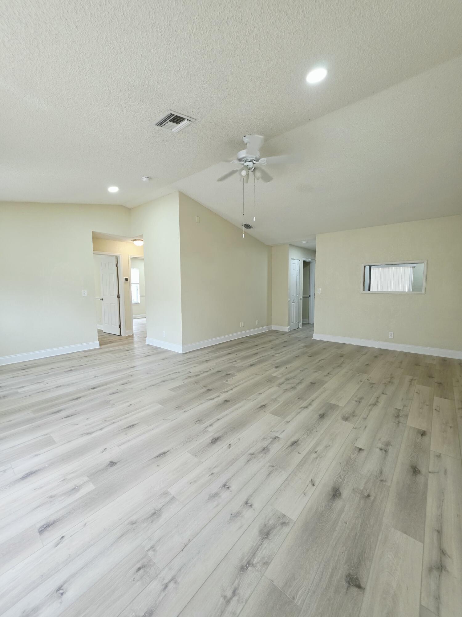 5447 Twin Oakes Road Lake Worth, FL 33463 - Photo 6 of 17 20260702_114404