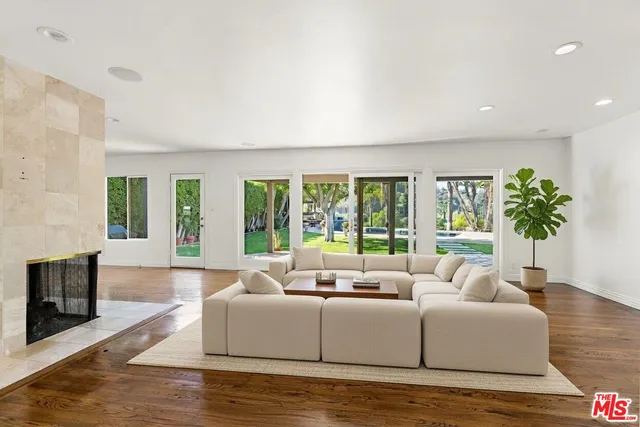 $9,499 | 3761 Sheridge Drive, Sherman Oaks, CA 91403