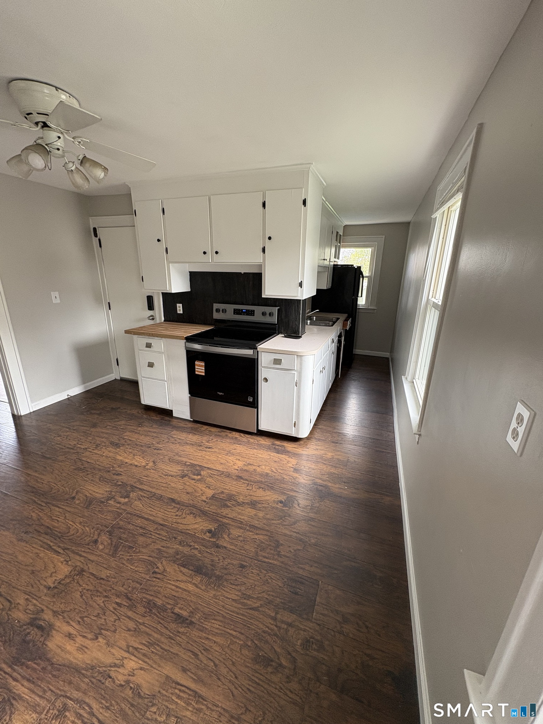 250 Deerfield Road Windsor, CT 06095 - Photo 6 of 12