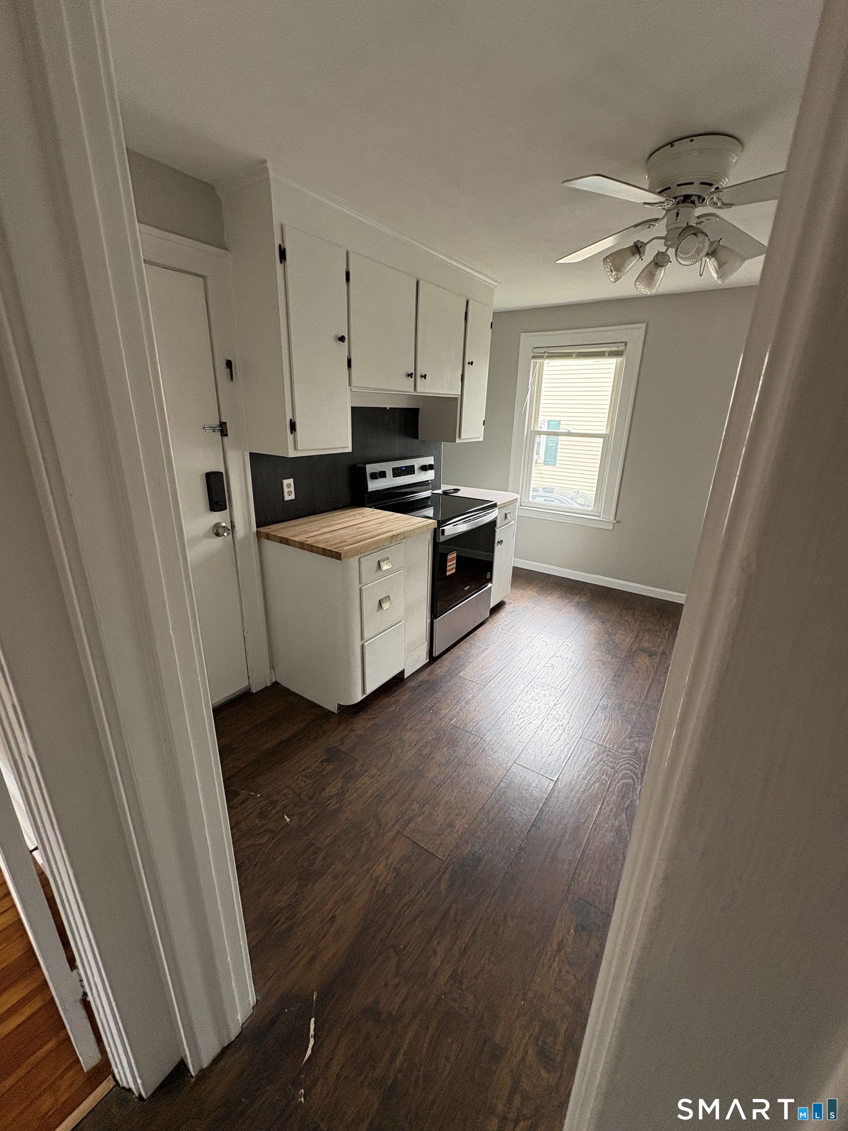 250 Deerfield Road Windsor, CT 06095 - Photo 7 of 12