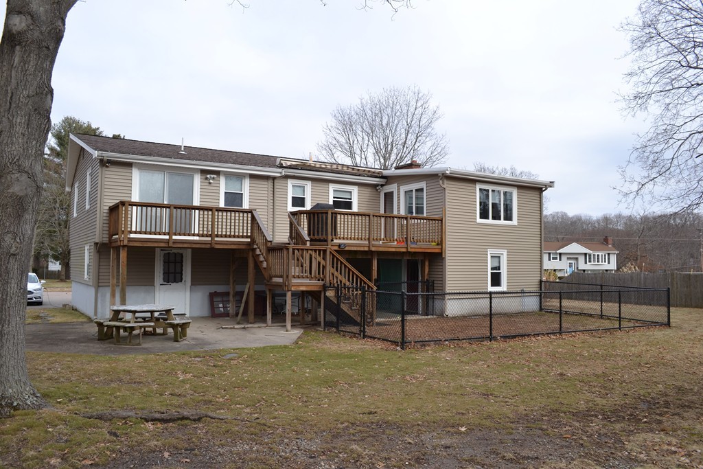 150 Devon Road Norwood, MA 02062 - Photo 3 of 30 Gallery Image 3
