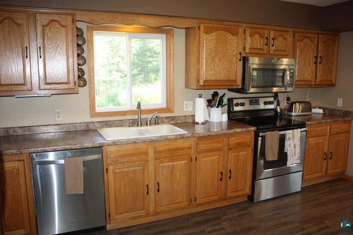 4614 County Rd C Superior, WI 54880 - Photo 8 of 24