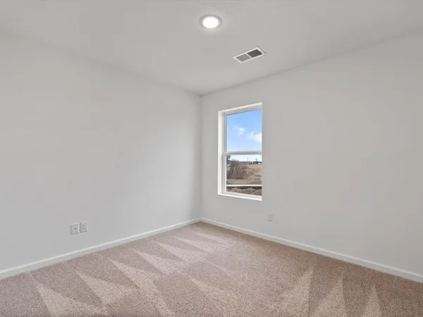 $2,450 | 5934 Butterfield Court, Bettendorf, IA 52722