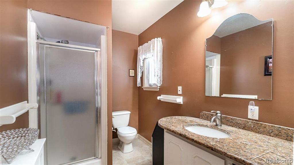 4153 Hackberry Road Bridgeport, MI 48722 - Photo 31 of 53