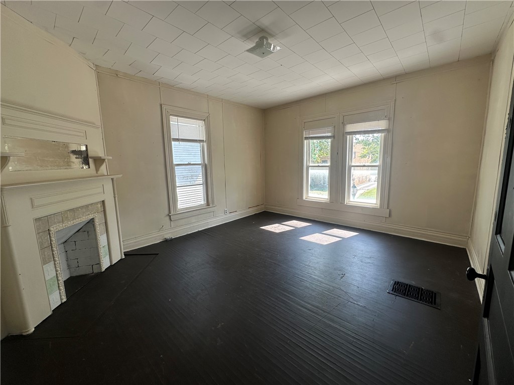 712 West Main Street Decatur, IL 62522 - Photo 12 of 16