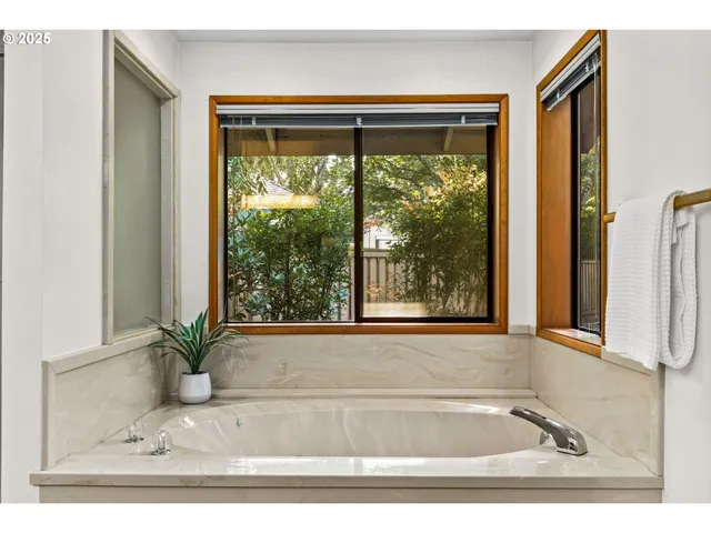 $724,900 | 1491 Victorian Way, Eugene, OR 97401