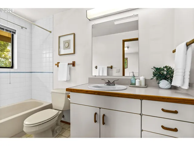 $724,900 | 1491 Victorian Way, Eugene, OR 97401