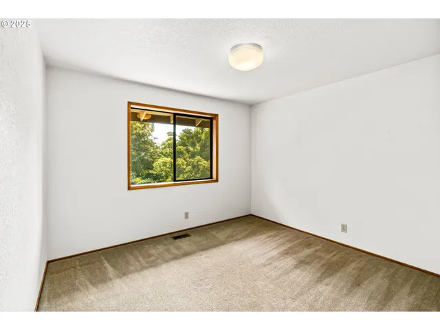 $724,900 | 1491 Victorian Way, Eugene, OR 97401