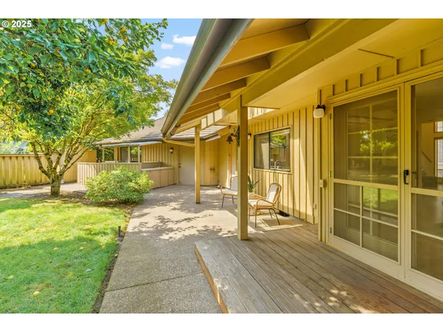 $724,900 | 1491 Victorian Way, Eugene, OR 97401