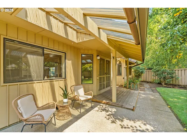 $724,900 | 1491 Victorian Way, Eugene, OR 97401