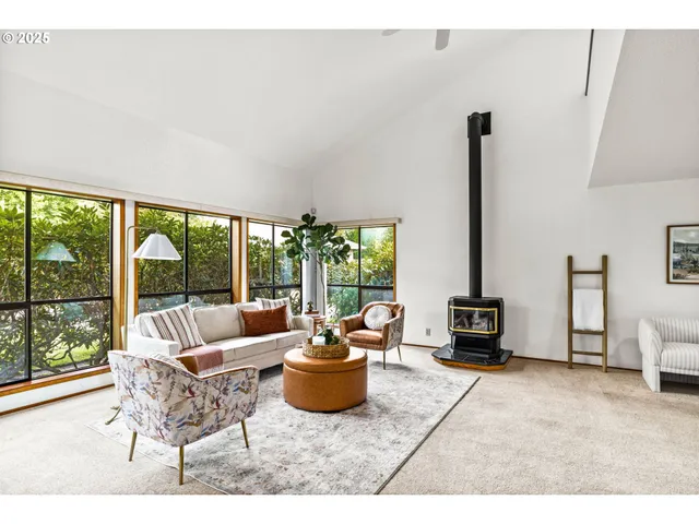 $724,900 | 1491 Victorian Way, Eugene, OR 97401