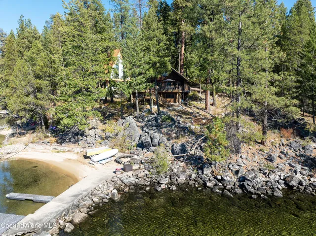 $2,500,000 | 308 Powerline Road, Coolin, ID 83821